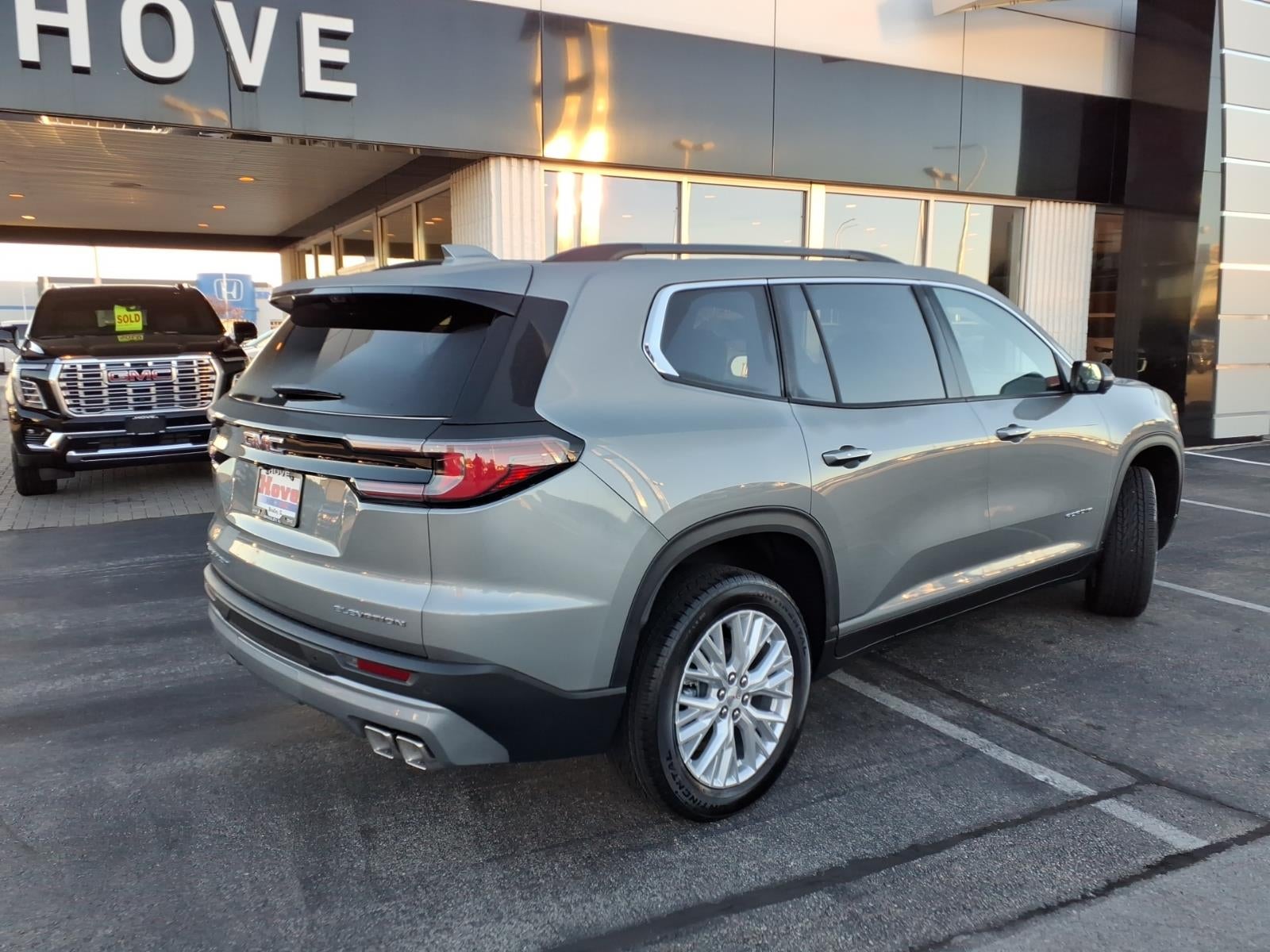 2027 GMC Acadia Elevation