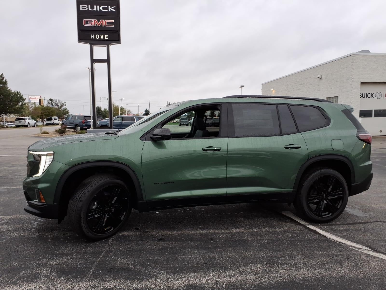 2027 GMC Acadia Elevation