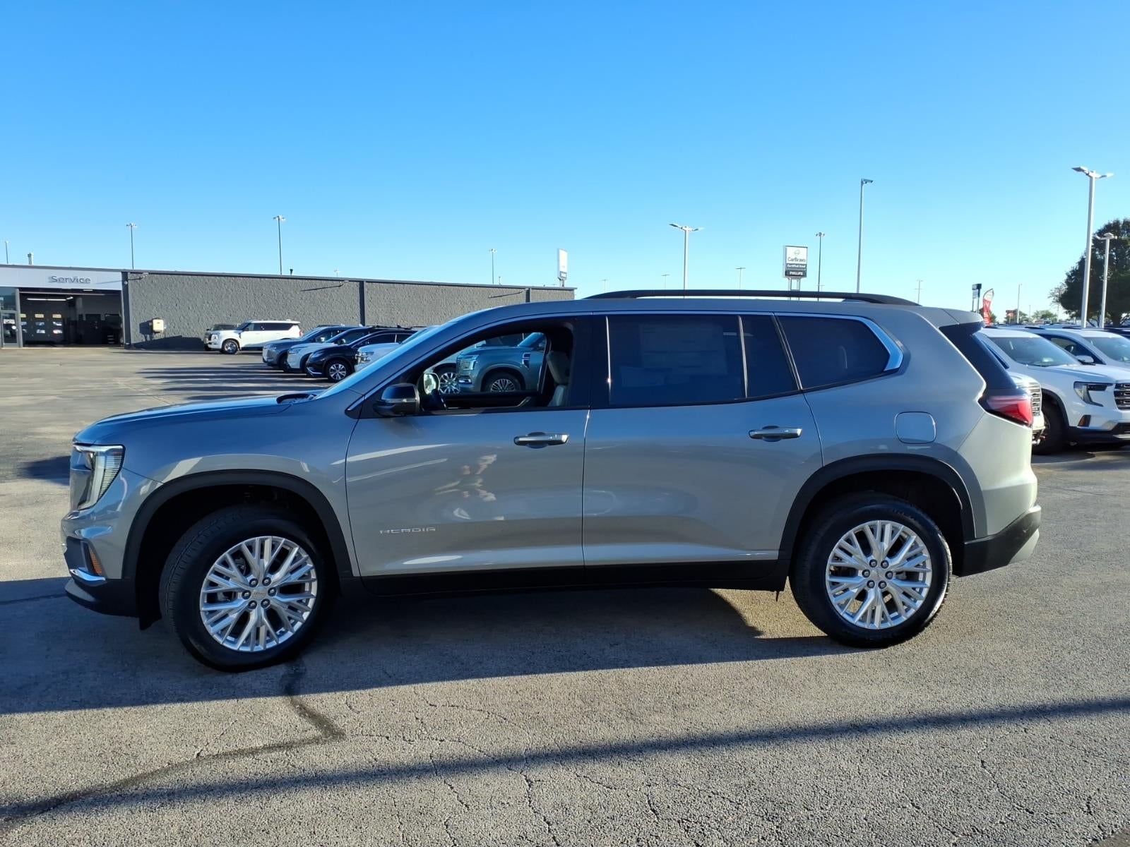 2027 GMC Acadia Elevation