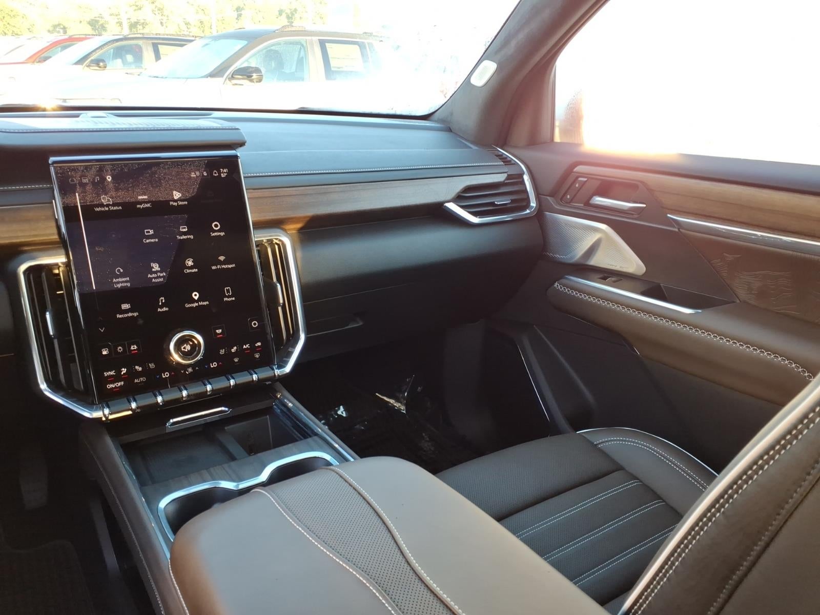 2027 GMC Acadia Denali Ultimate