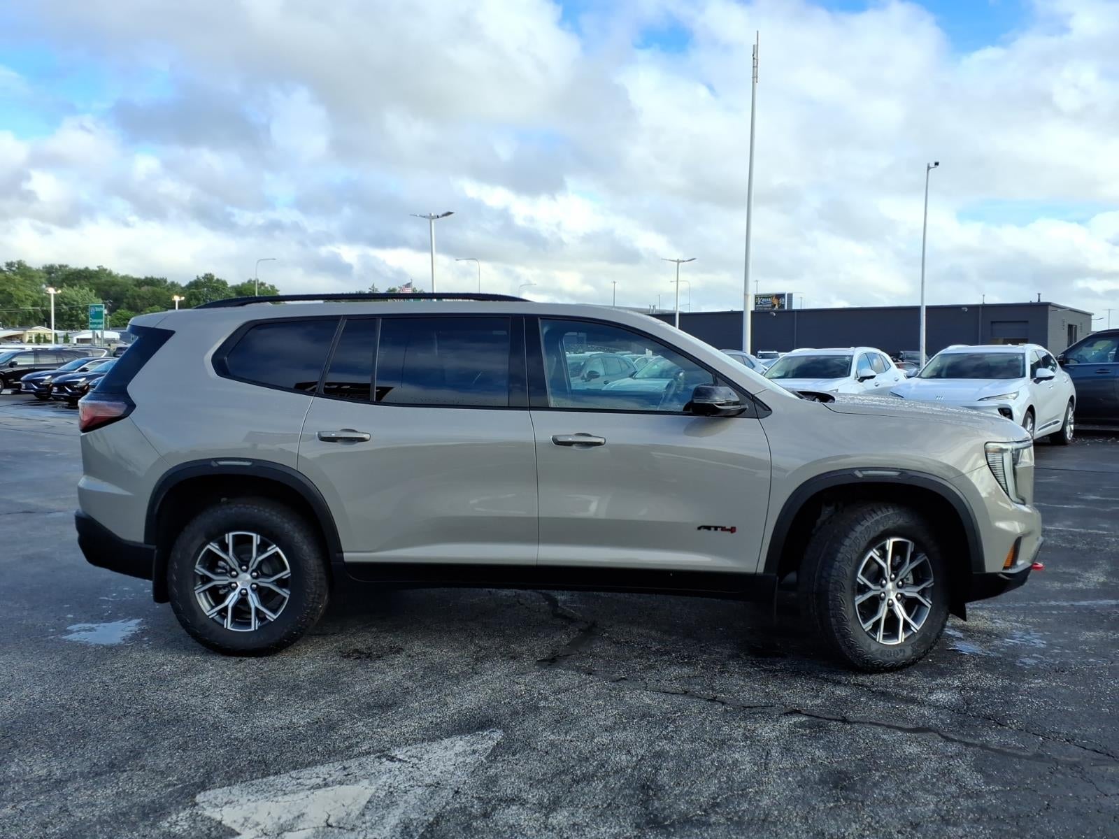 2026 GMC Acadia AT4