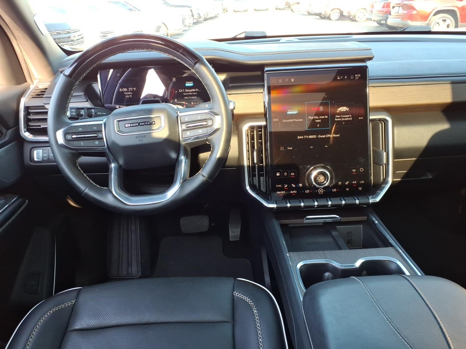 2024 GMC Acadia Denali