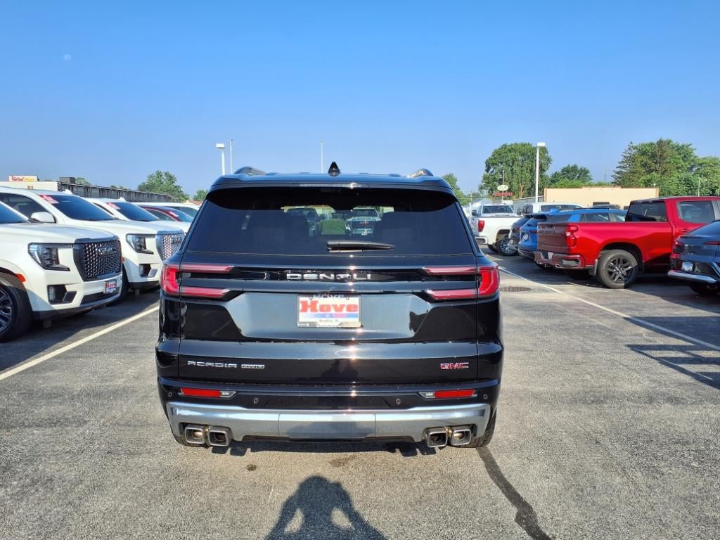 2024 GMC Acadia Denali