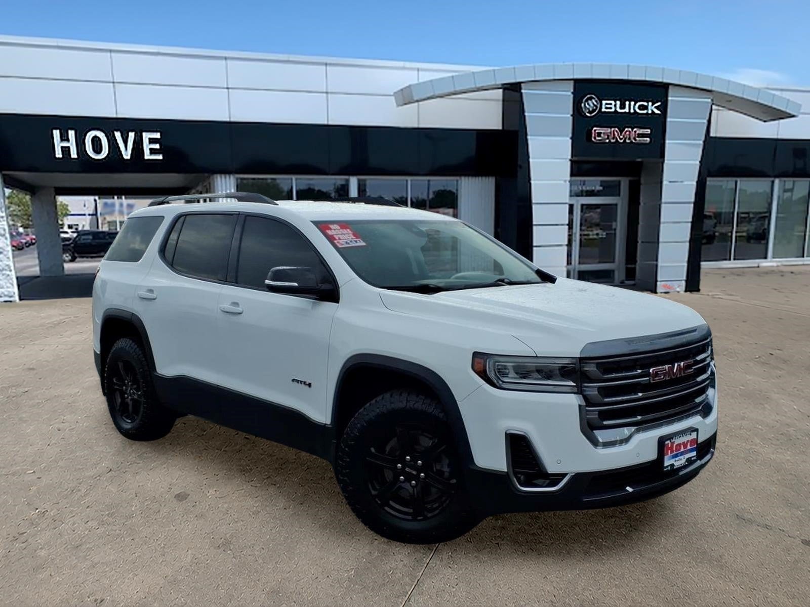 2023 GMC Acadia AT4