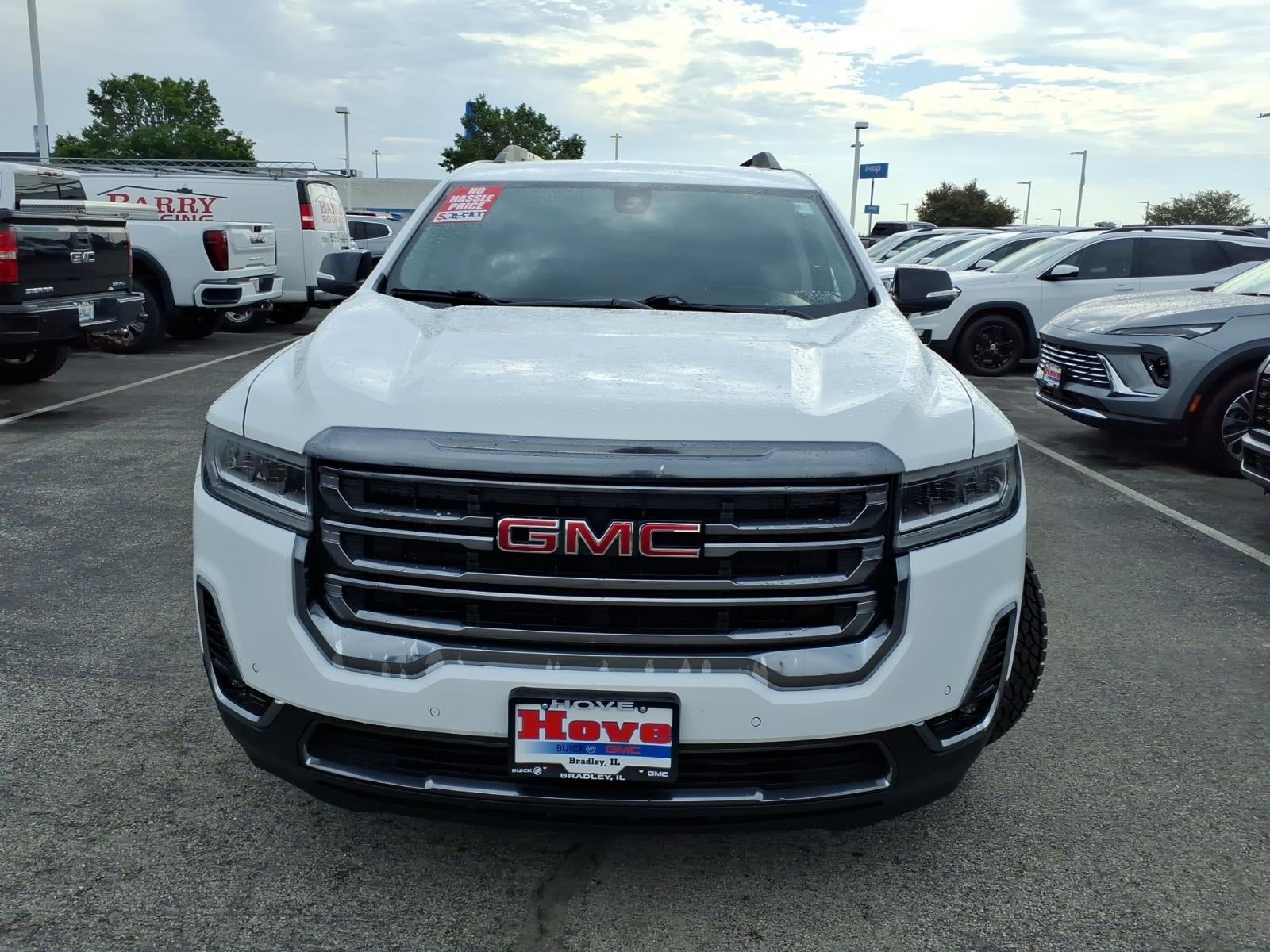 2023 GMC Acadia AT4
