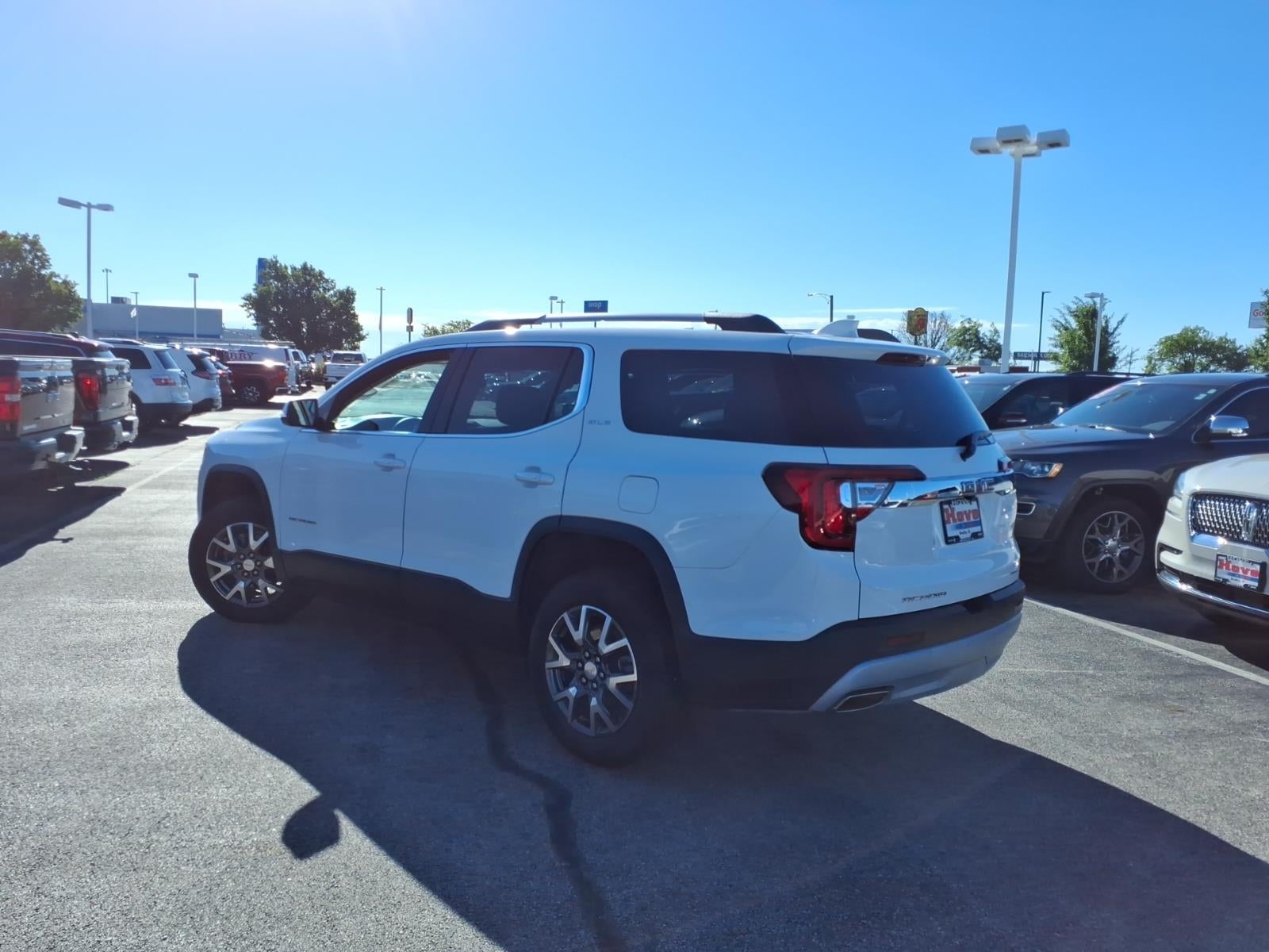 2023 GMC Acadia SLE