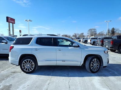 2023 GMC Acadia Denali