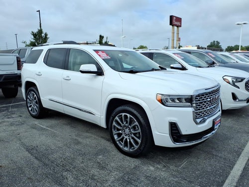 2023 GMC Acadia Denali