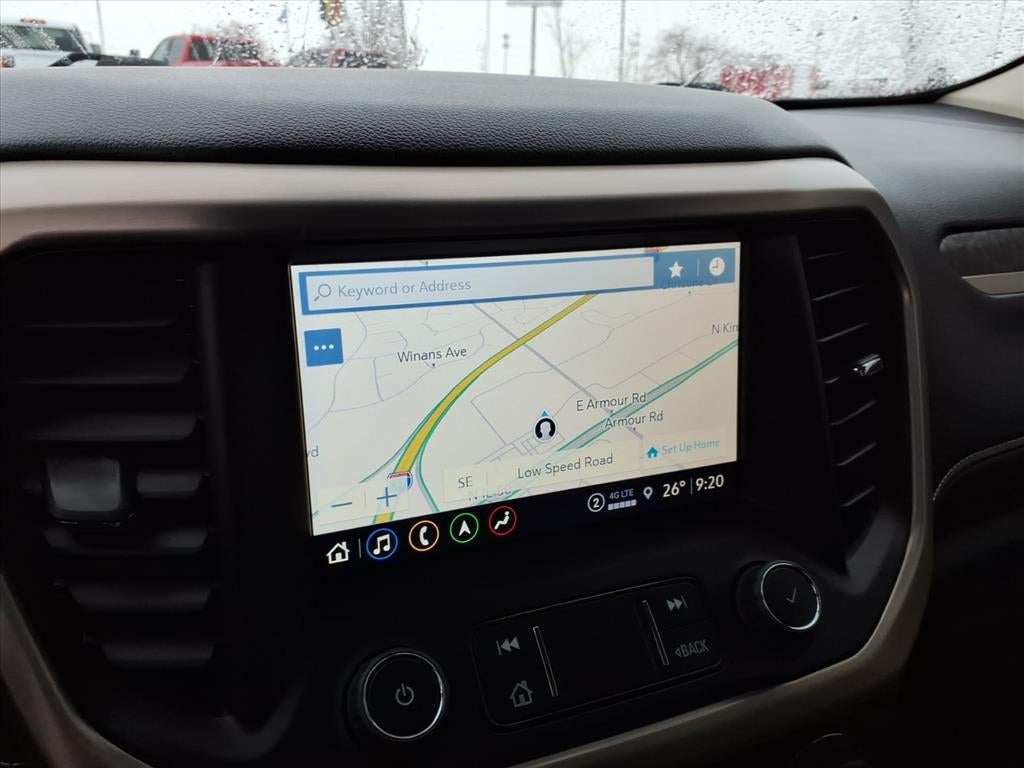 2023 GMC Acadia Denali