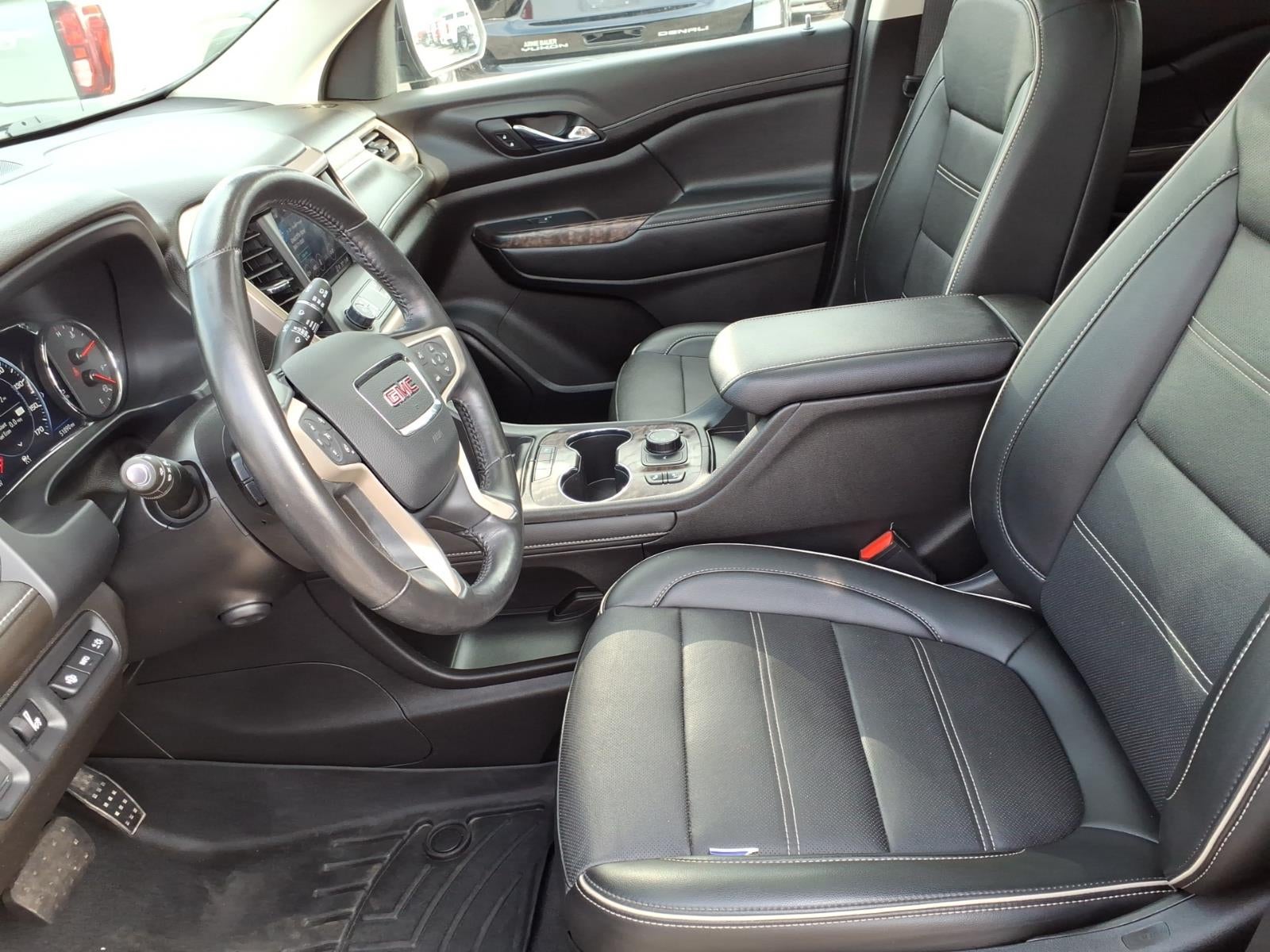 2022 GMC Acadia Denali