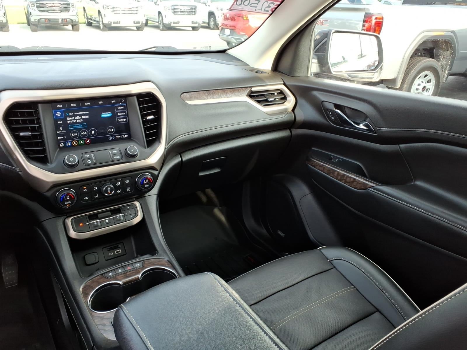 2022 GMC Acadia Denali