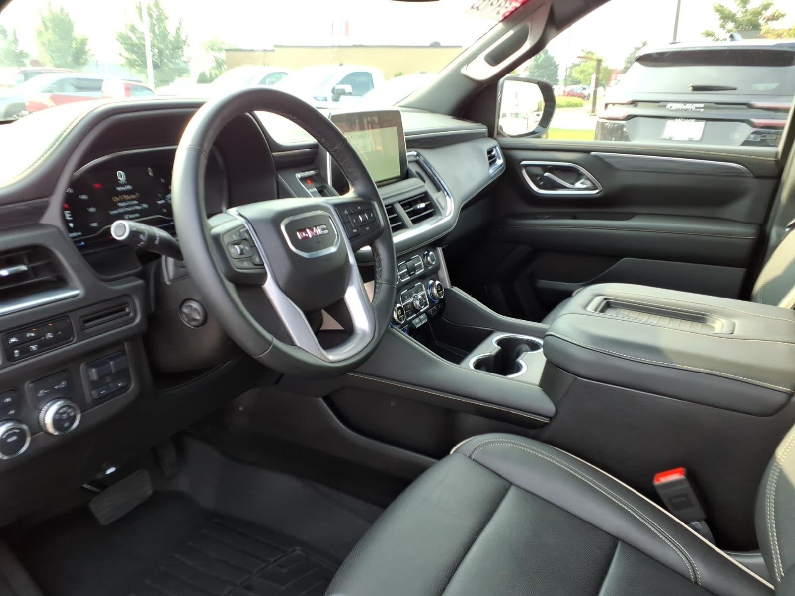 2024 GMC Yukon SLT