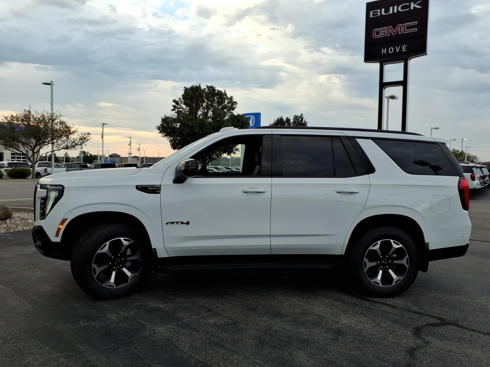 2026 GMC Yukon AT4