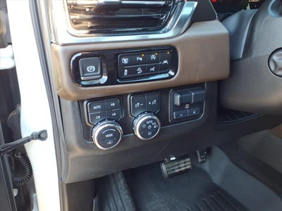 2025 GMC Yukon Denali Ultimate