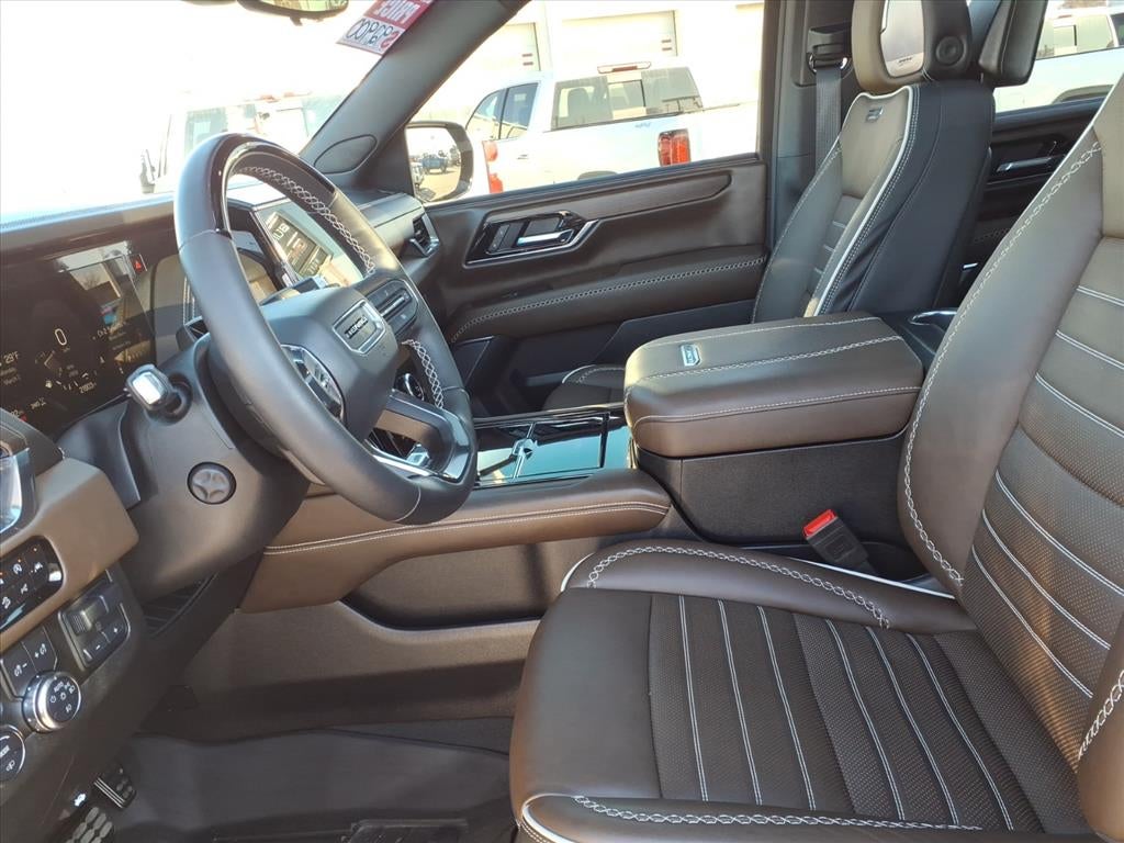 2025 GMC Yukon Denali Ultimate