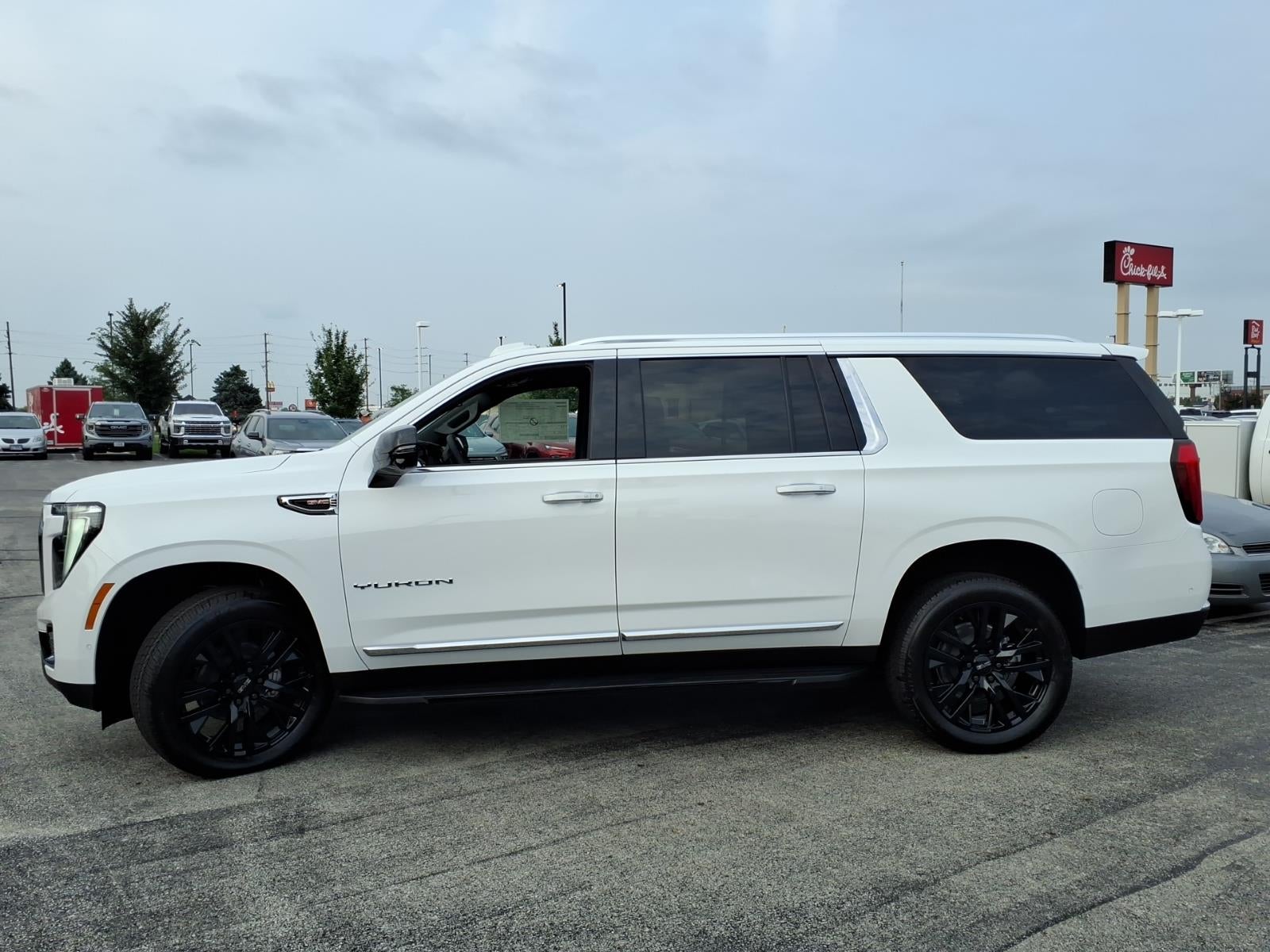 2026 GMC Yukon XL Elevation