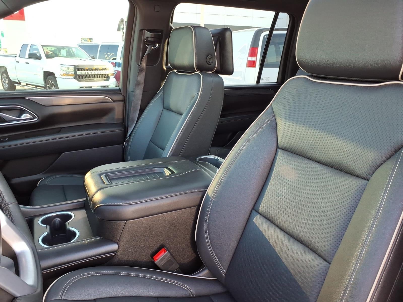 2023 GMC Yukon XL SLT
