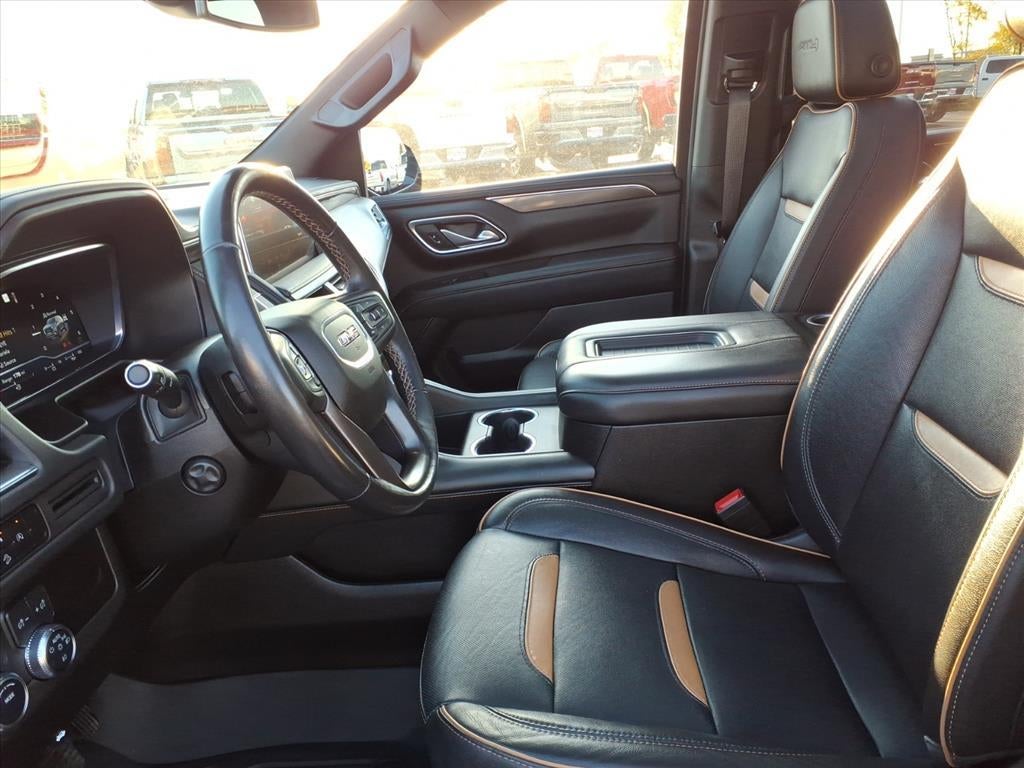 2023 GMC Yukon XL AT4