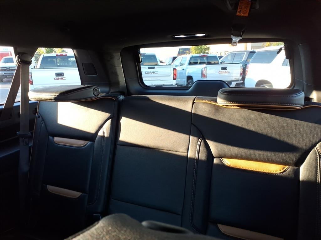 2023 GMC Yukon XL AT4