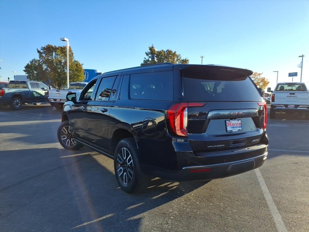 2023 GMC Yukon XL AT4