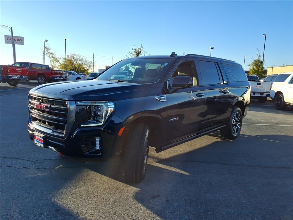 2023 GMC Yukon XL AT4