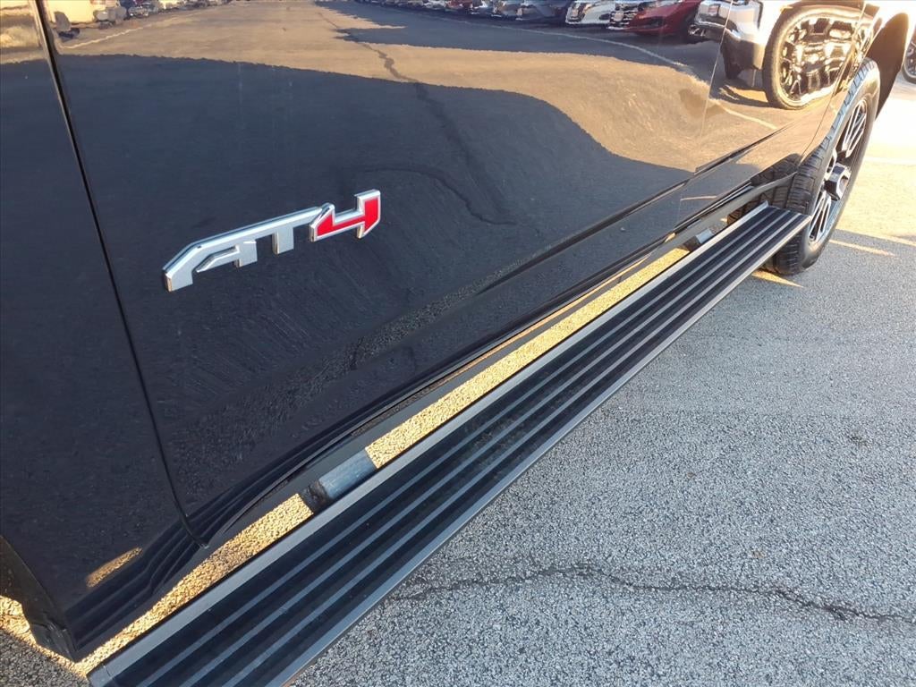 2023 GMC Yukon XL AT4