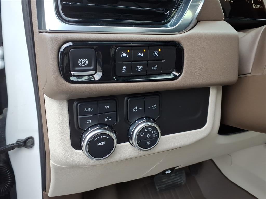 2025 GMC Yukon XL Denali