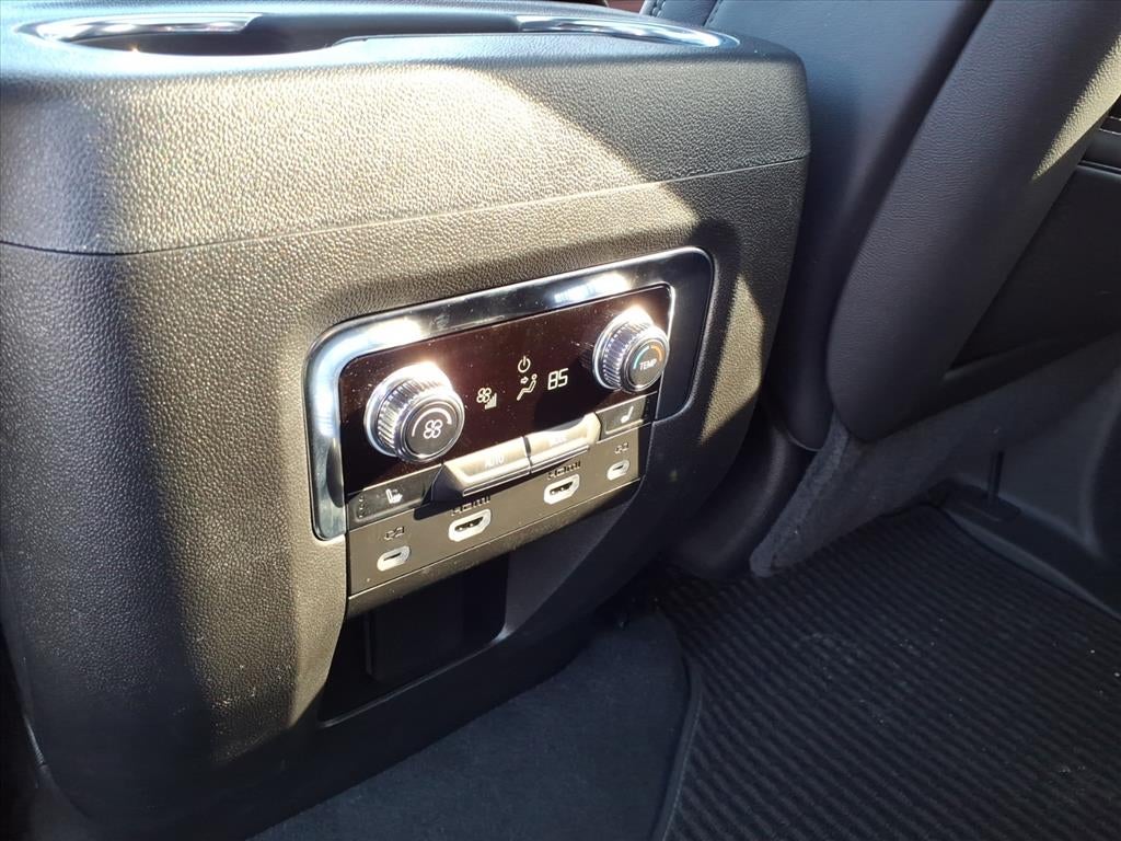 2024 GMC Yukon XL Denali Ultimate