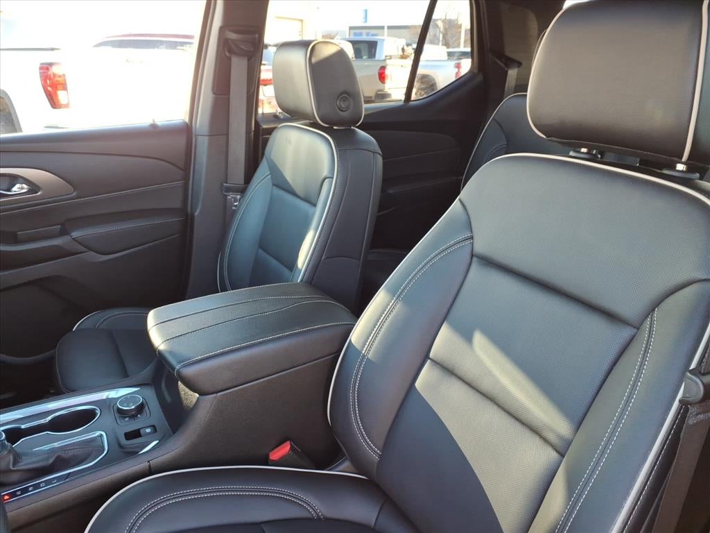 2024 Chevrolet Traverse Limited Premier