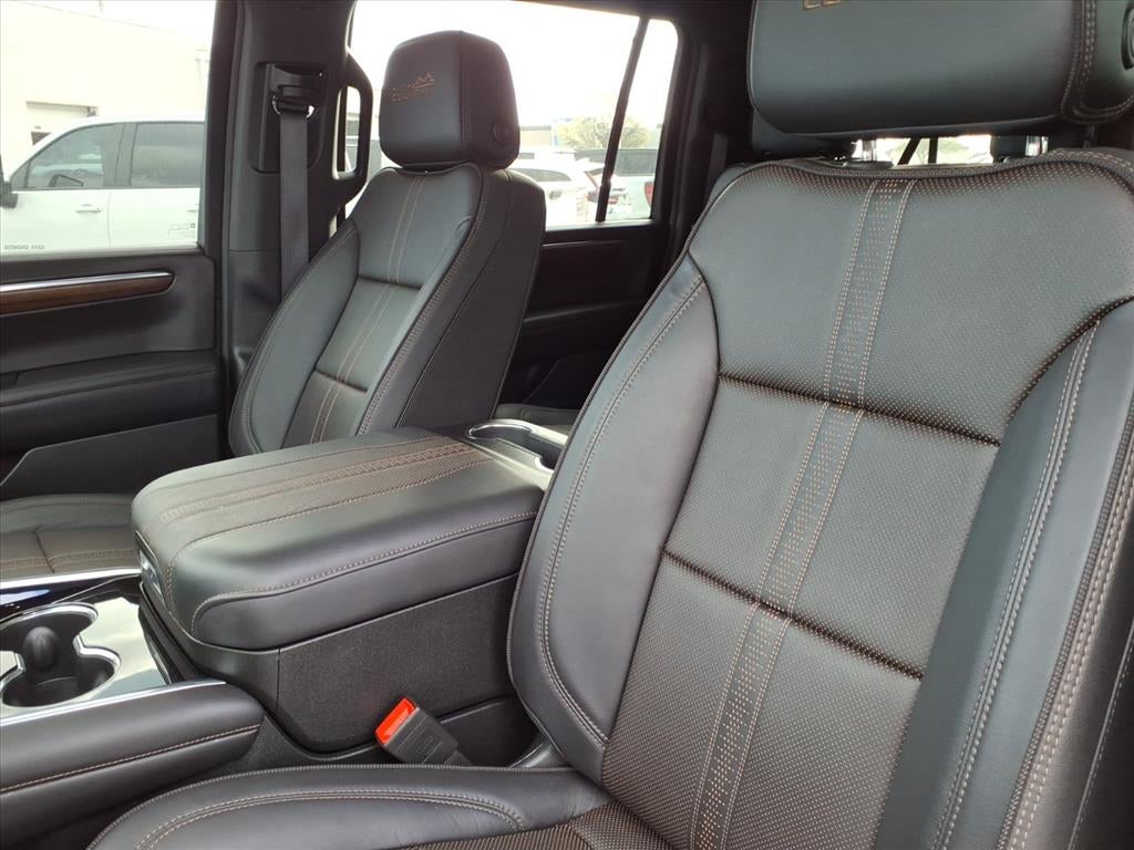2025 Chevrolet Suburban High Country