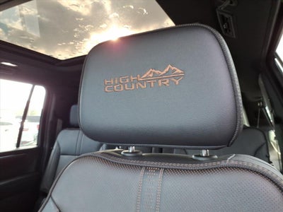 2025 Chevrolet Suburban High Country
