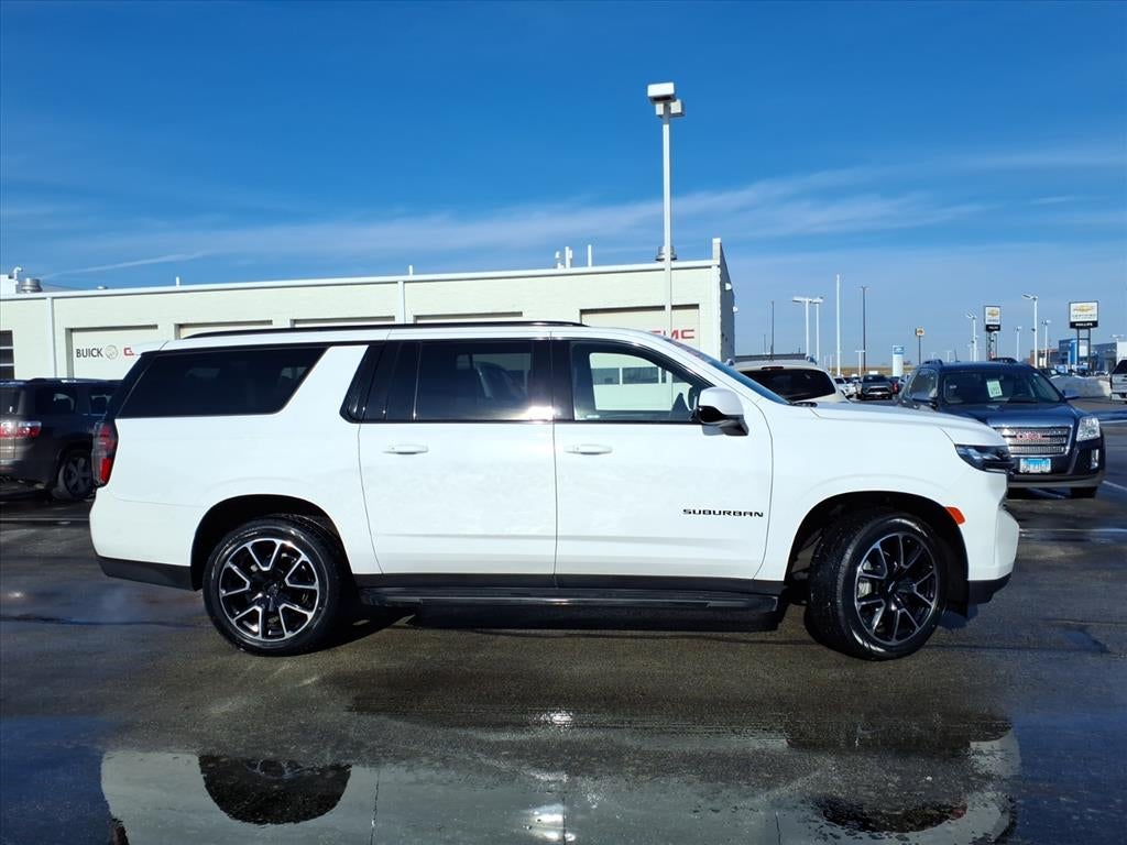 2021 Chevrolet Suburban RST
