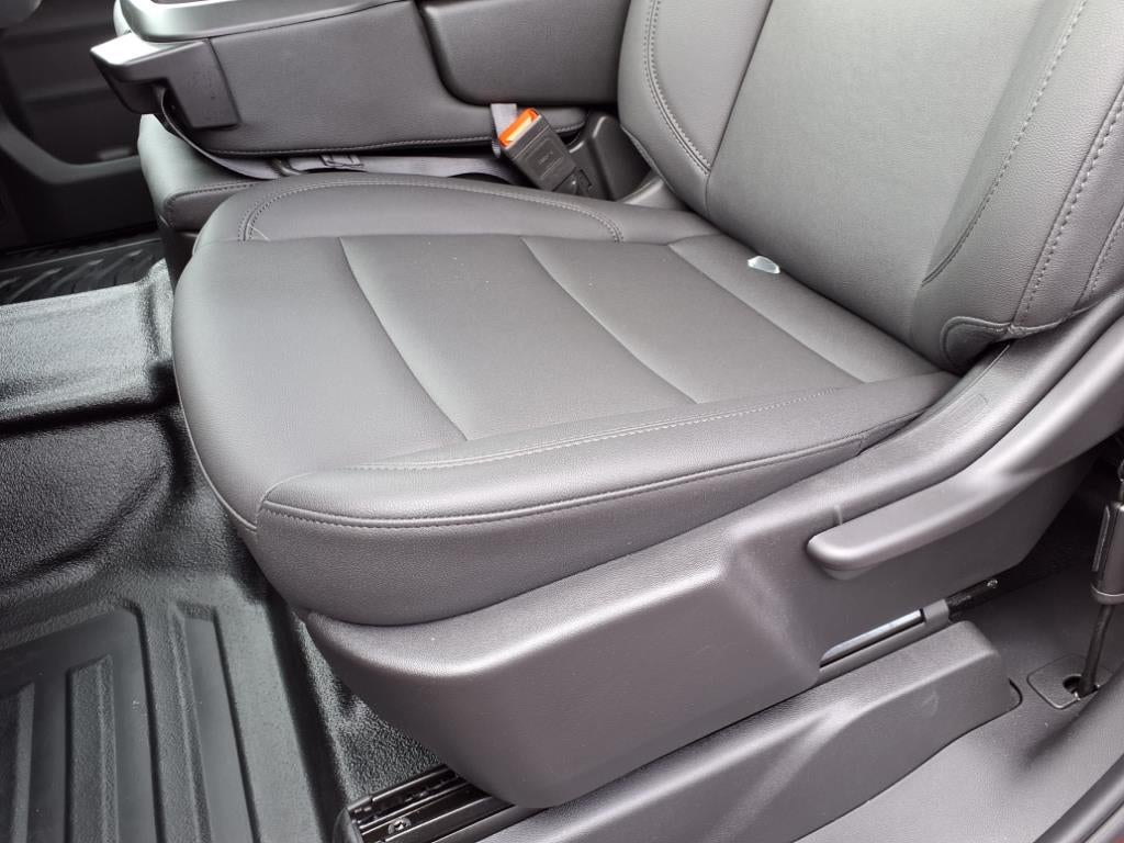 2025 GMC Sierra 3500 HD Pro