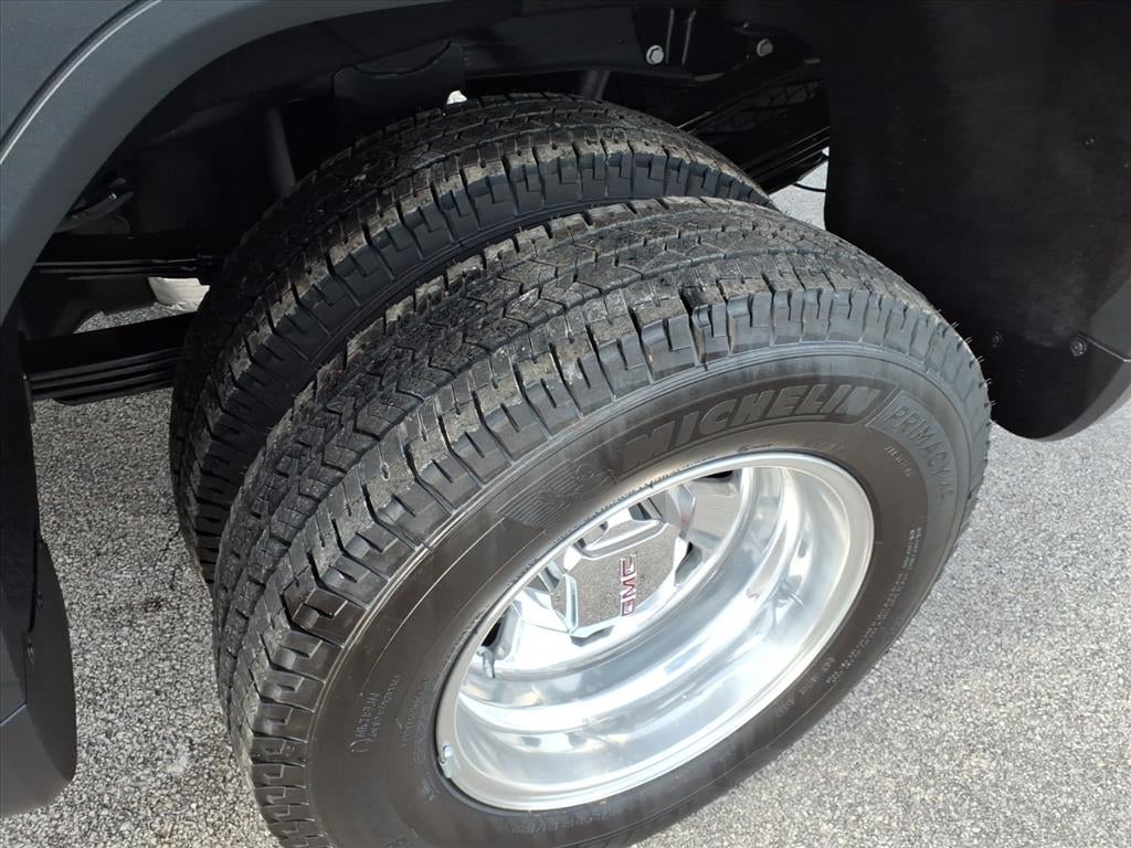 2026 GMC Sierra 3500 HD SLE DRW