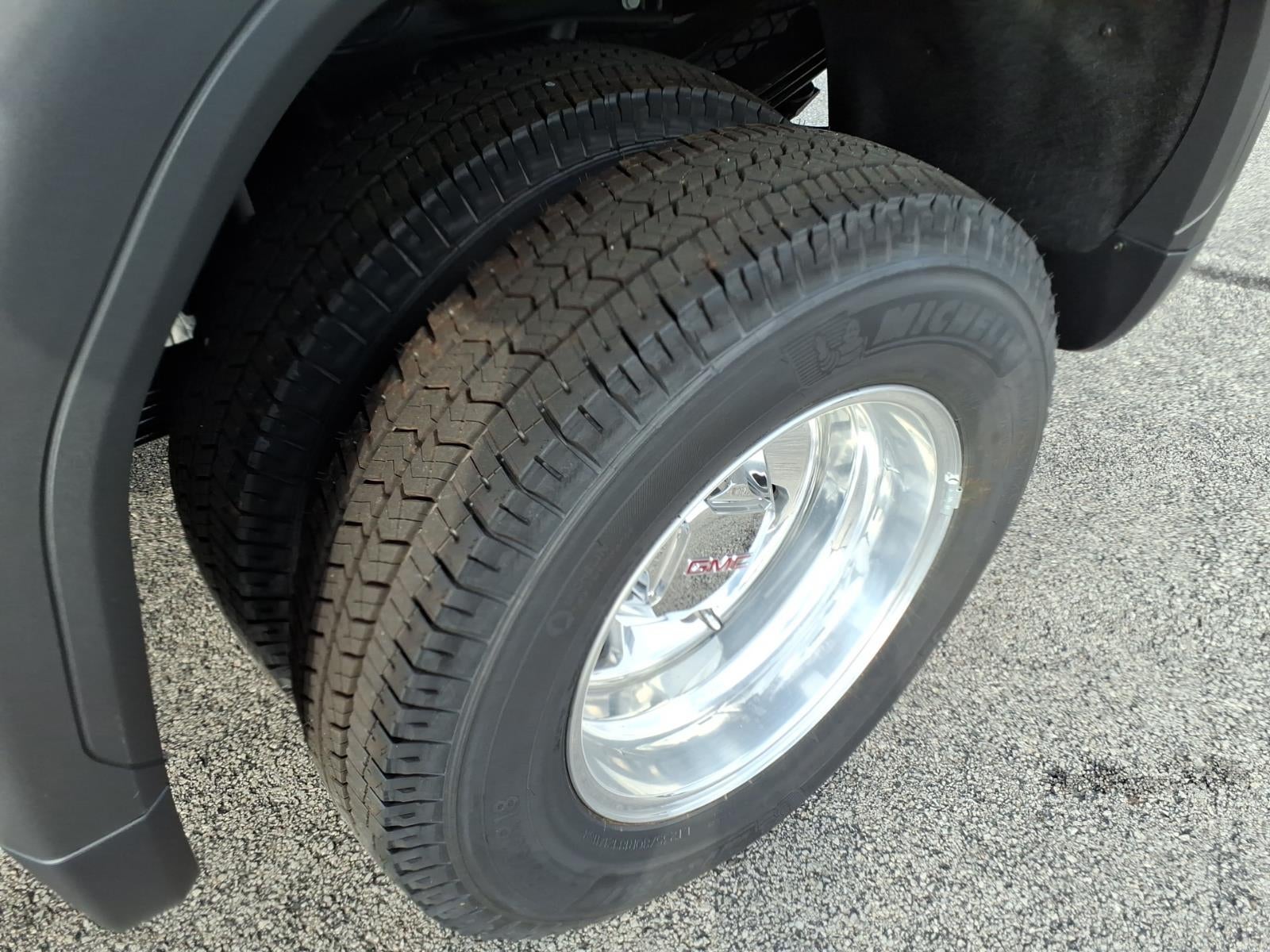 2026 GMC Sierra 3500 HD SLE DRW