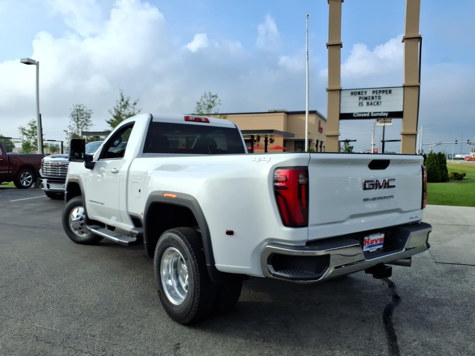 2026 GMC Sierra 3500 HD SLE DRW