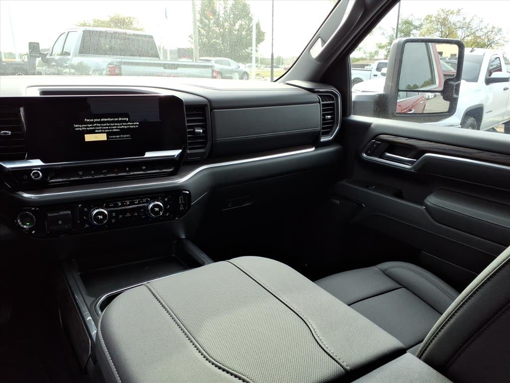 2025 GMC Sierra 2500 HD SLT