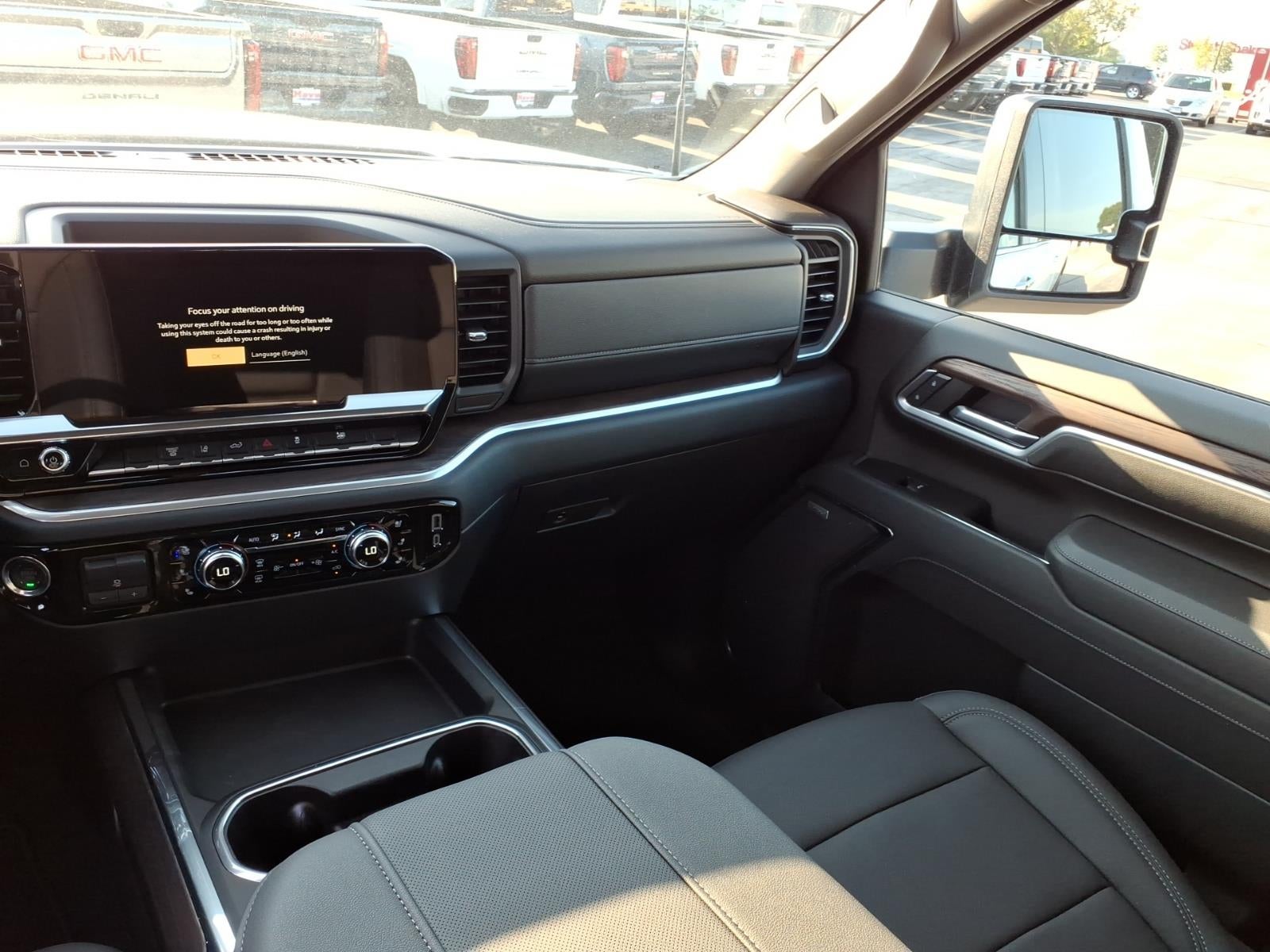 2026 GMC Sierra 3500 HD SLT