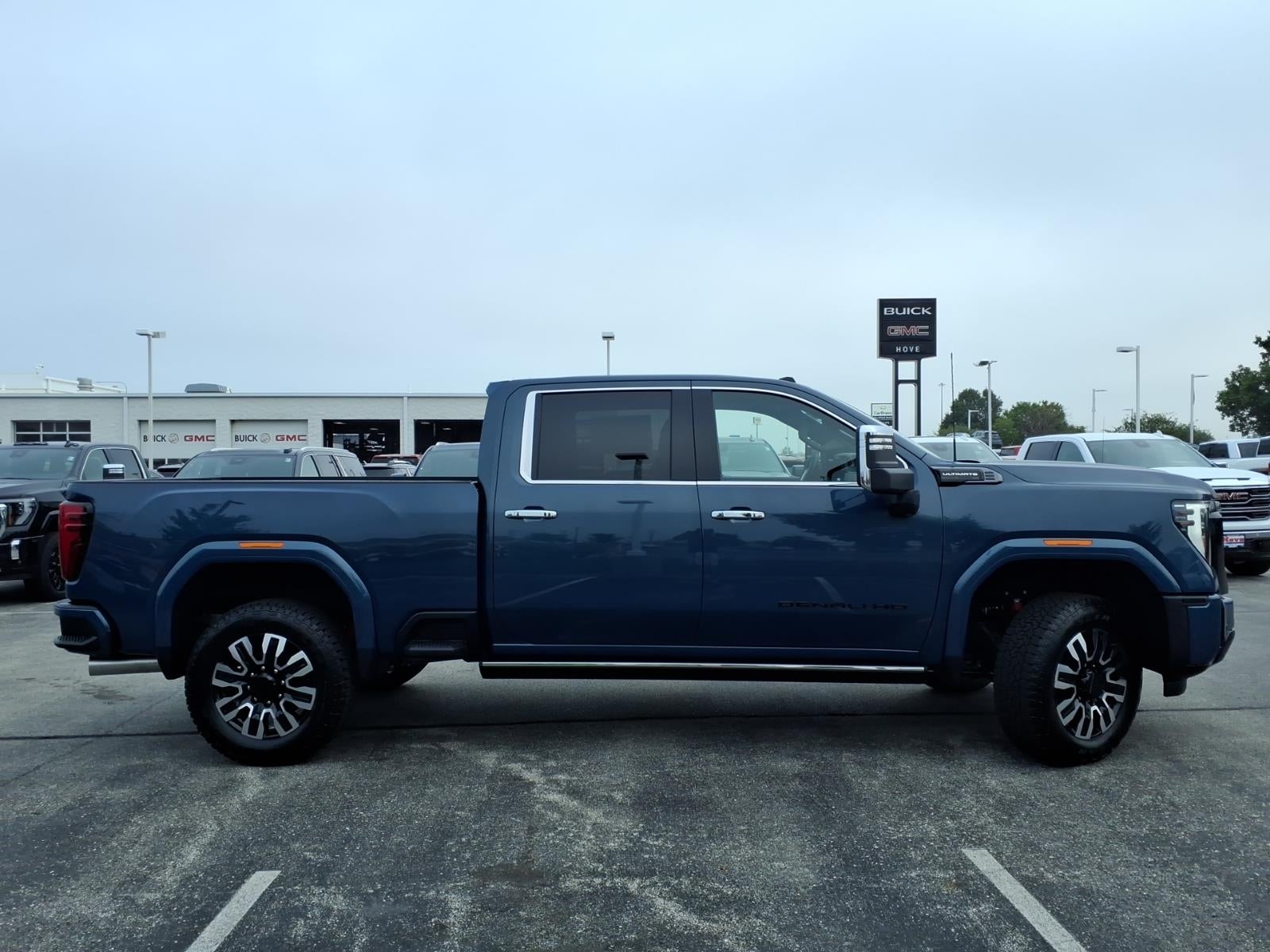 2026 GMC Sierra 2500 HD Denali Ultimate