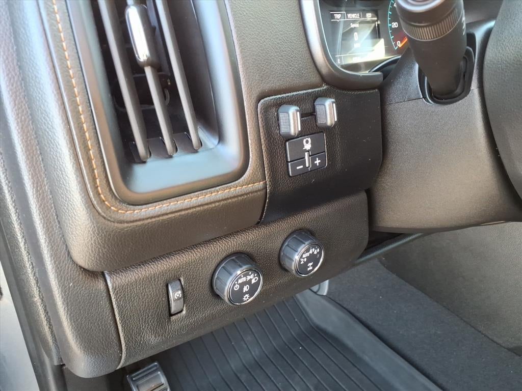 2022 GMC Canyon AT4 - Cloth