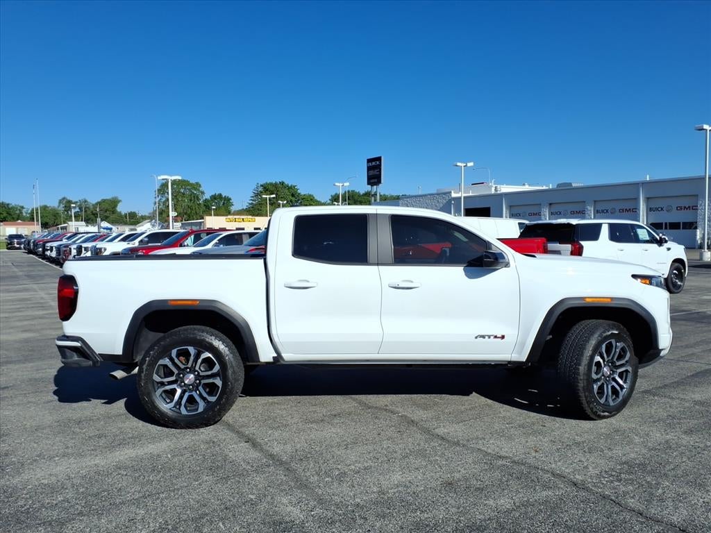 2024 GMC Canyon AT4