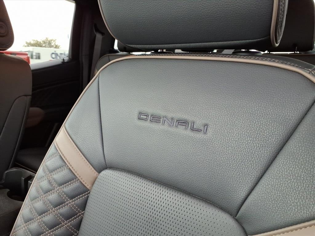 2024 GMC Canyon Denali