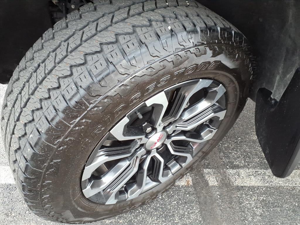 2024 GMC Canyon Denali