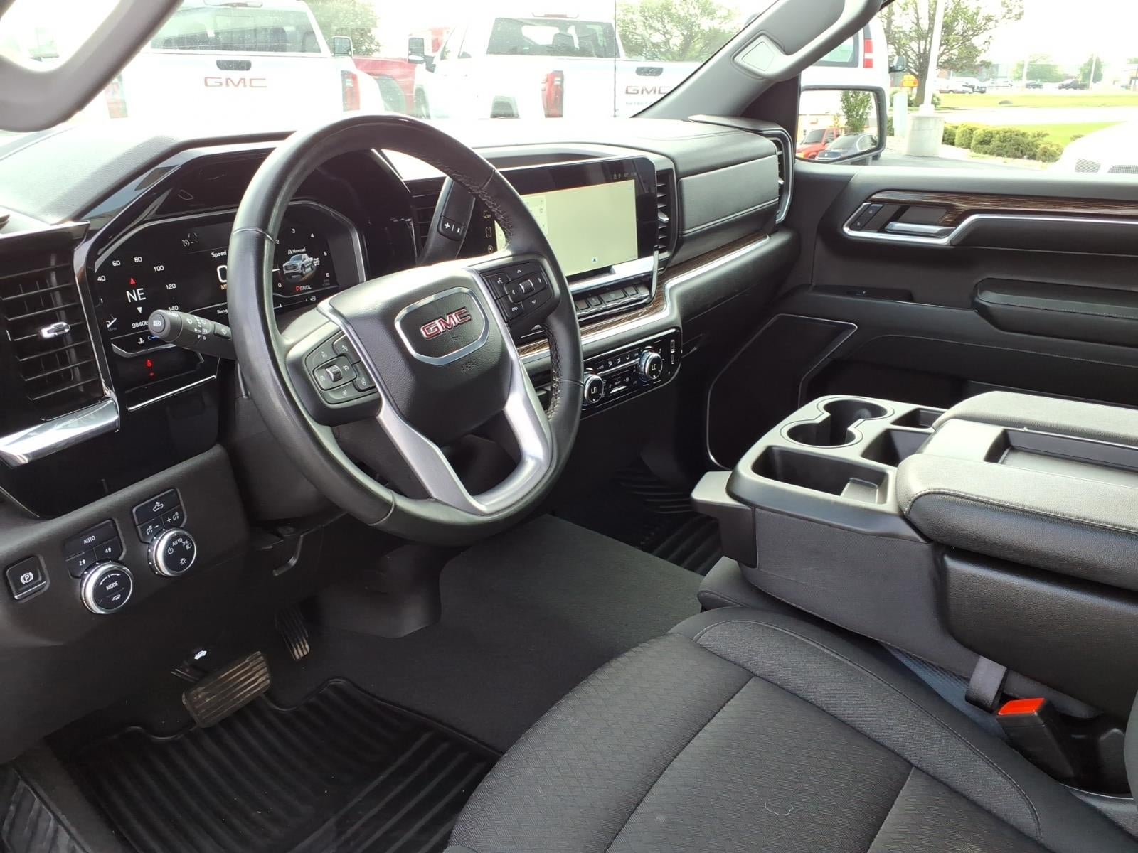 2024 GMC Sierra 1500 SLE