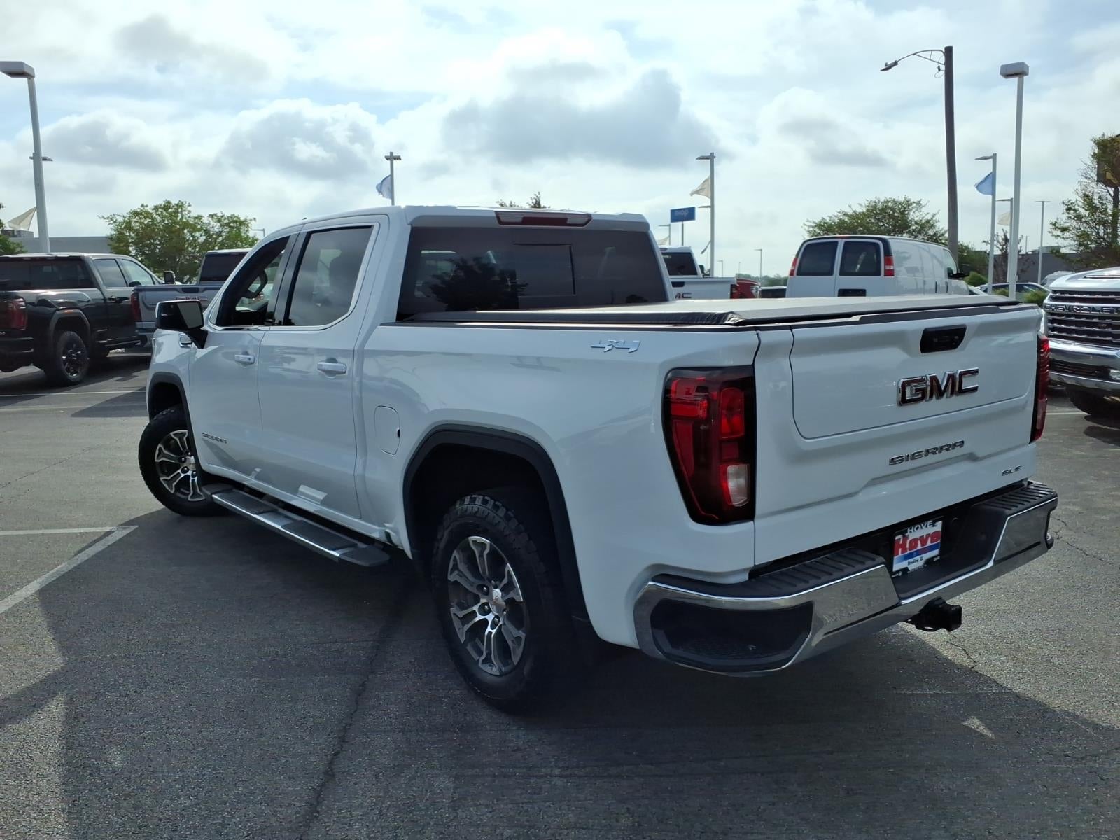 2024 GMC Sierra 1500 SLE