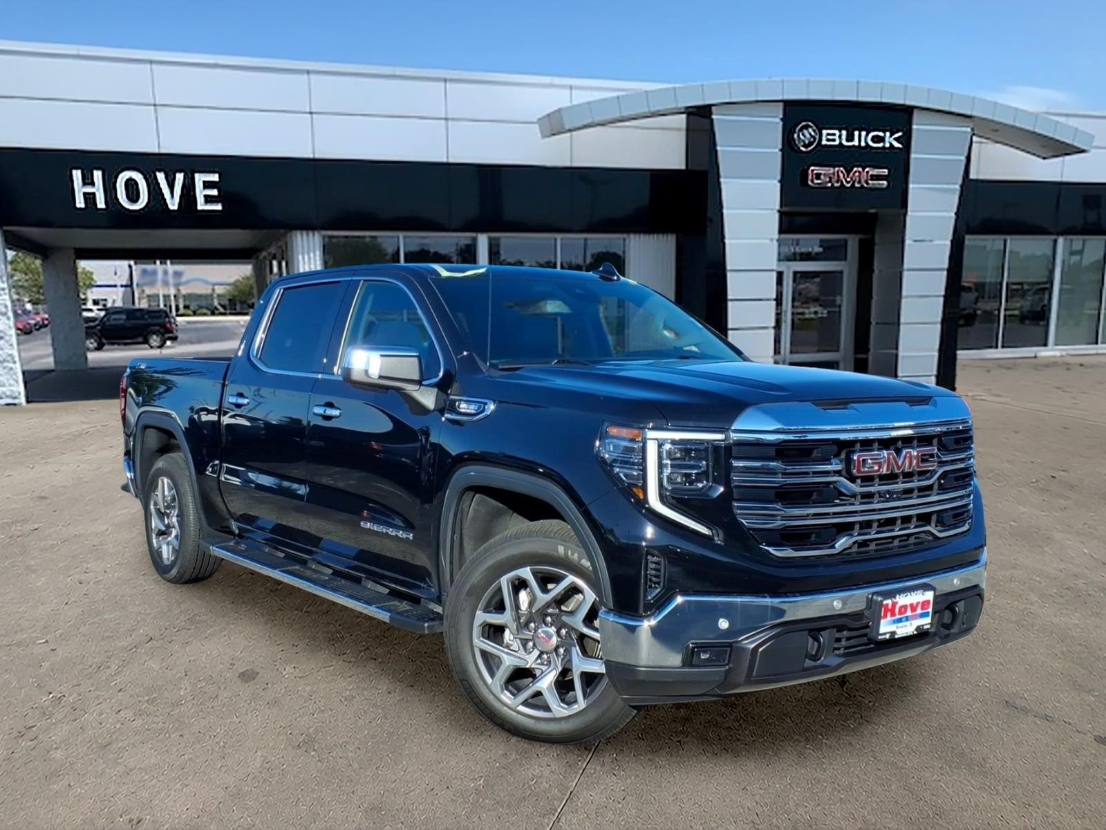 2024 GMC Sierra 1500 SLT
