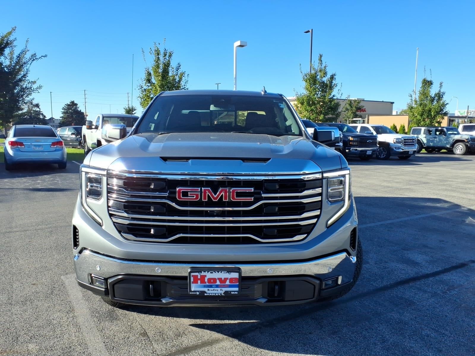 2024 GMC Sierra 1500 SLT
