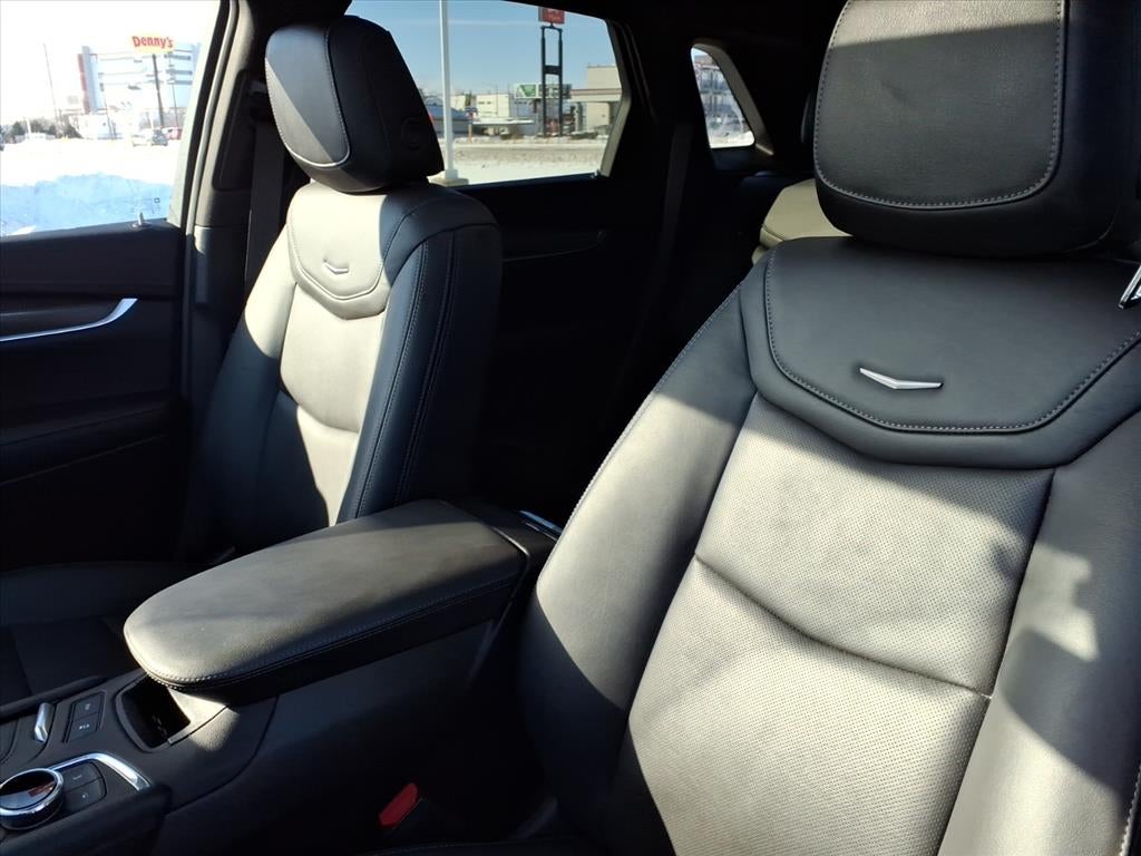 2023 Cadillac XT5 Sport