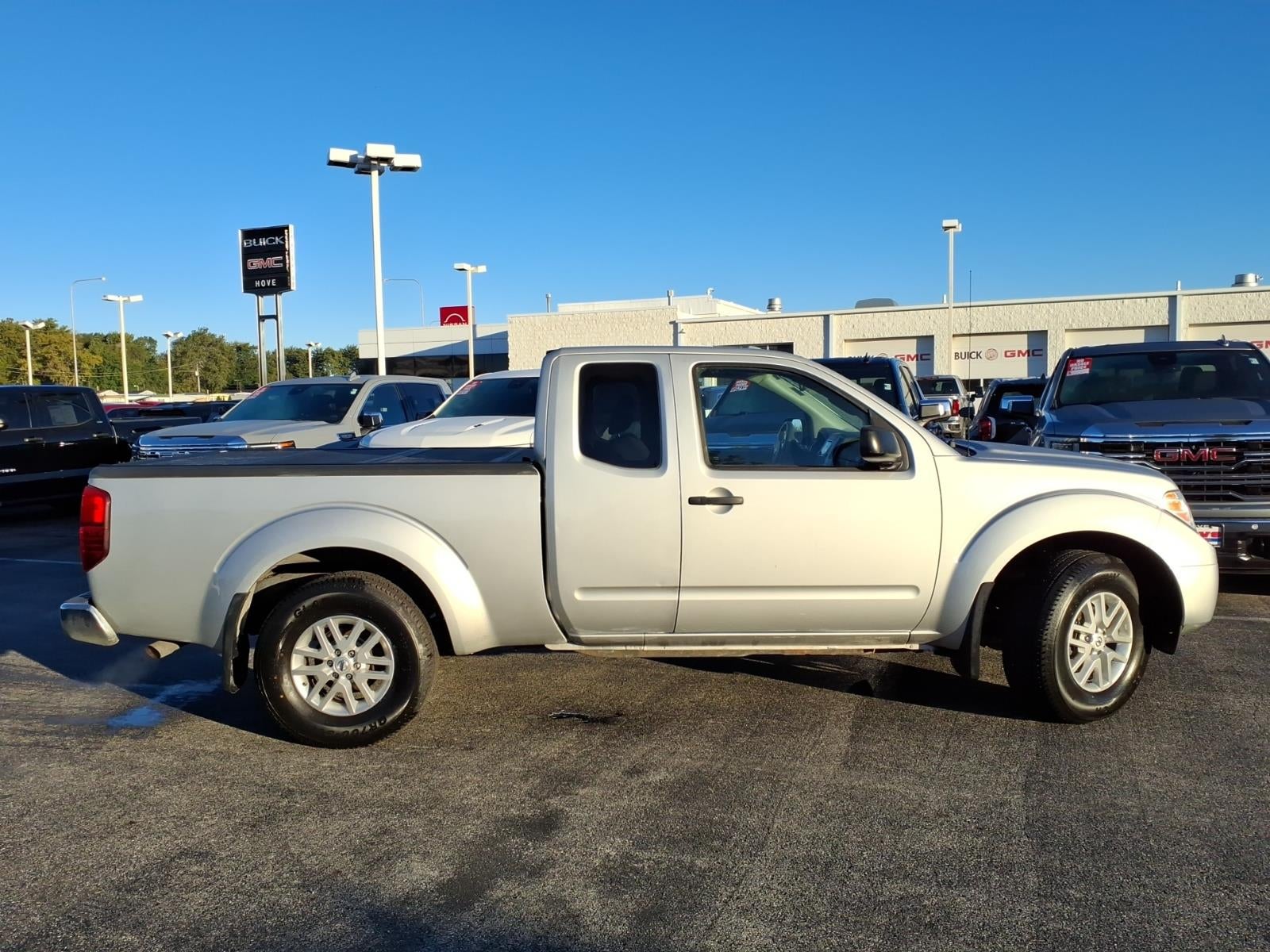 2017 Nissan Frontier SV V6