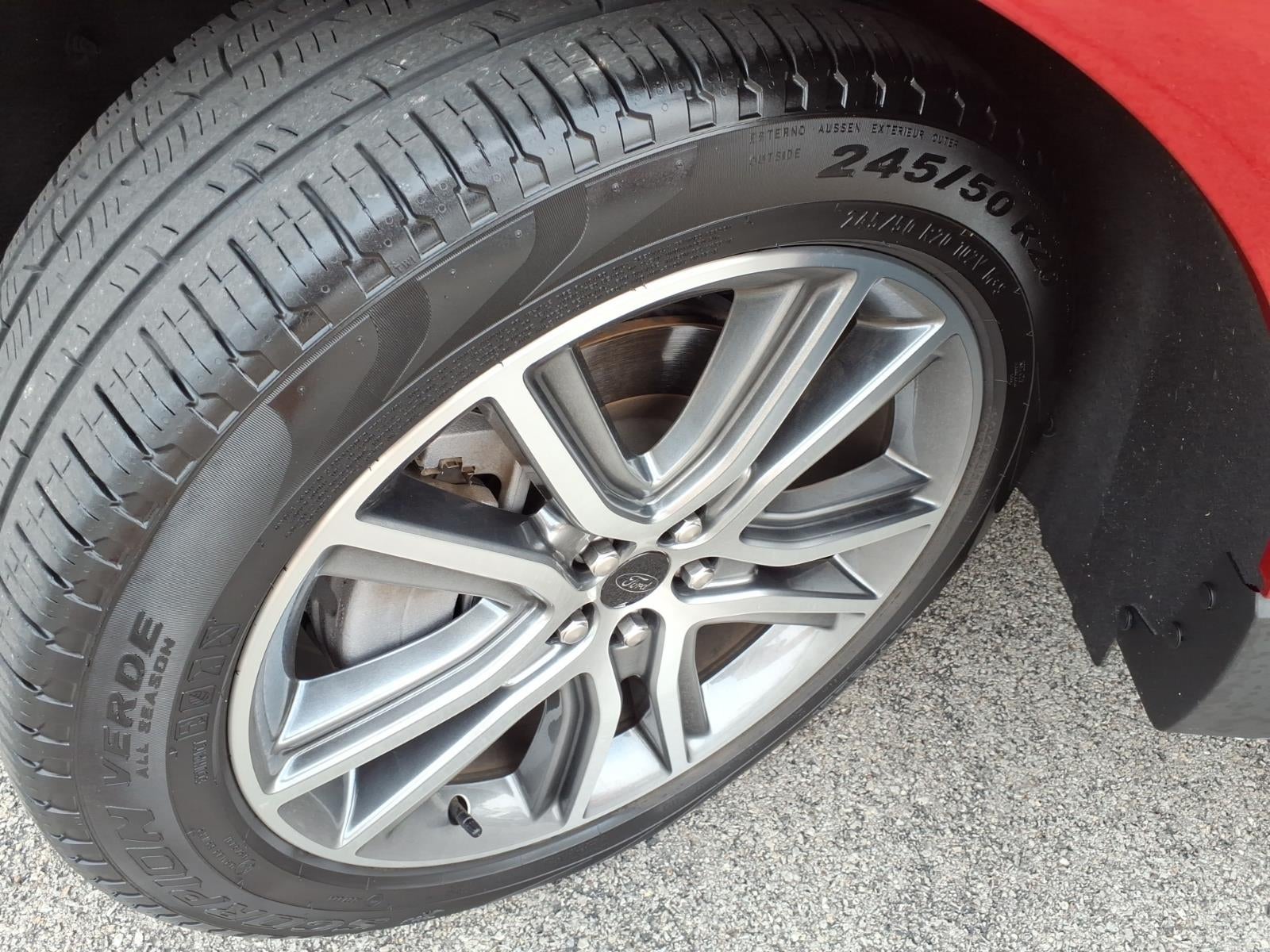 2024 Ford Edge Titanium